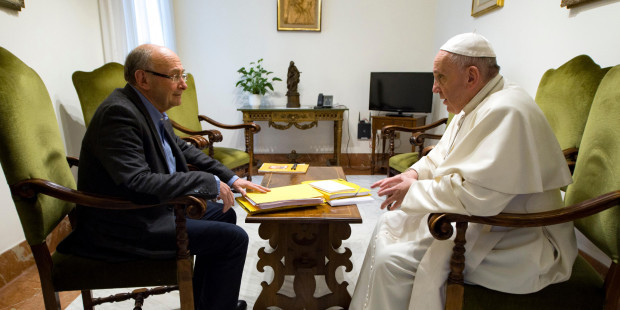 Ce que contient le livre d’entretiens du pape François et dont personne ne parle